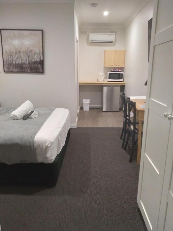 Allonville Gardens Motel Wagga Wagga Exterior photo